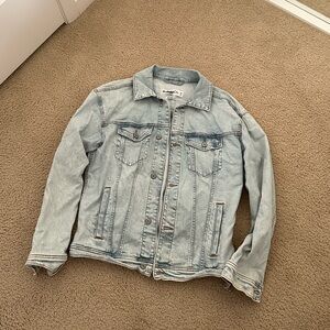 HOLLISTER Denim Jean Jacket light wash relaxed fit!